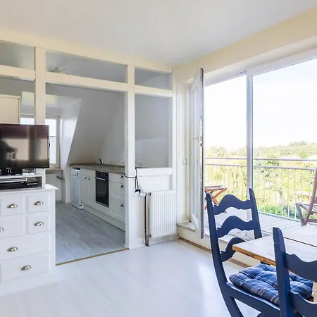Apartment Blau-gelb *